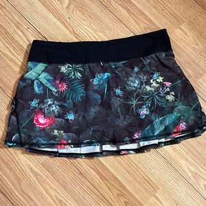 Lululemon pacesetter skirt